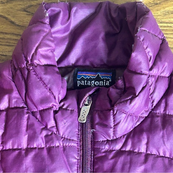 Patagonia Women's Dark Plum Goose Down Puffer Jacket Size S - Picture 7 of 16